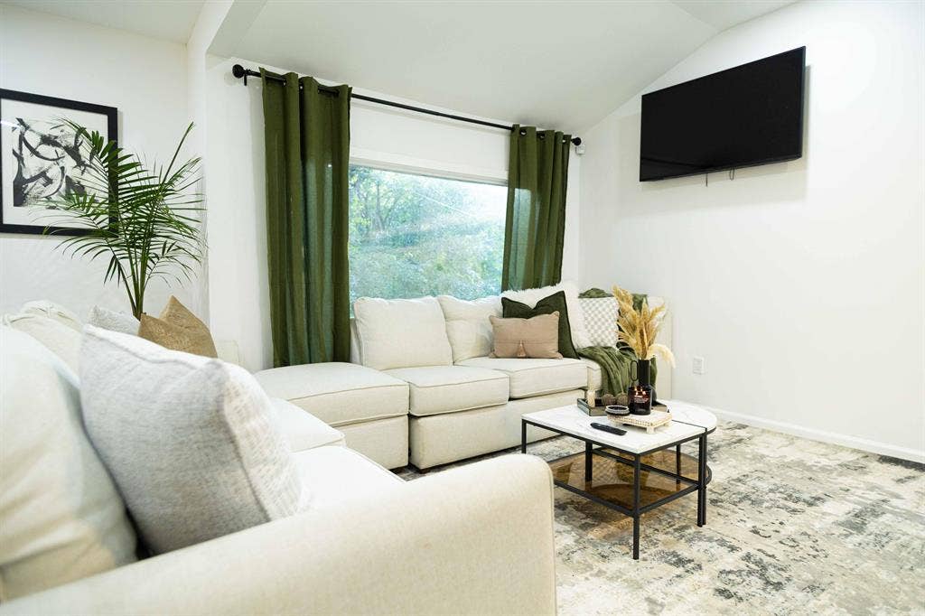 3 BR in Atlanta