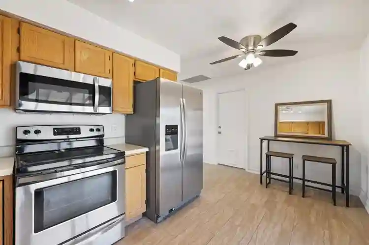 5 BR in Mesa