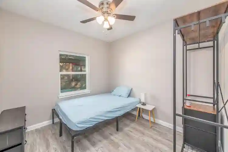 1 BR in Fort Worth