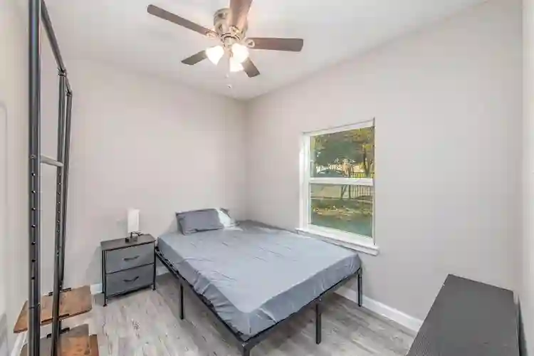 1 BR in Fort Worth