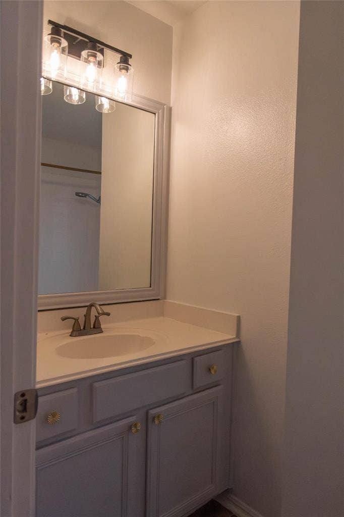 Private Room in Modernized House