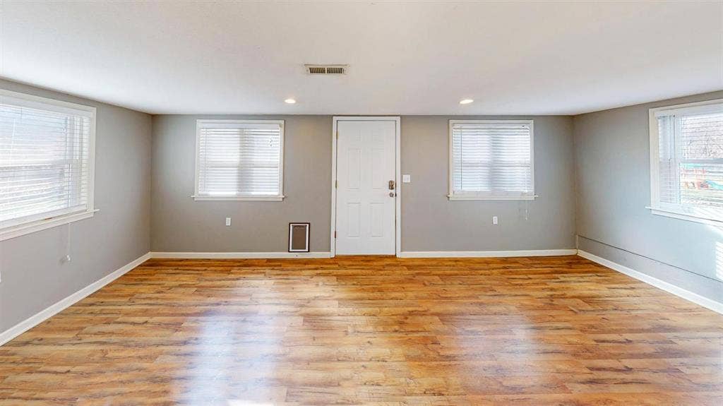 1 BR in Lee's Summit