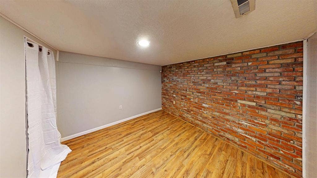 1 BR in Lee's Summit