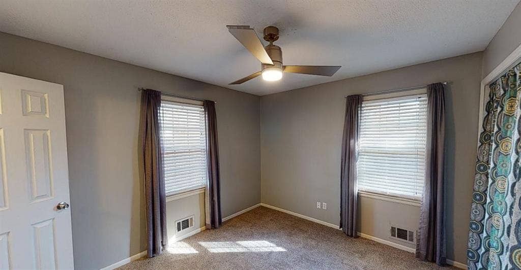 1 BR in Lee's Summit