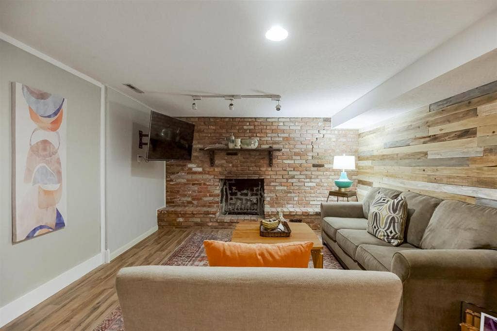 1 BR in Lee's Summit