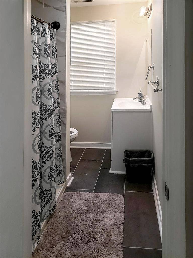 7 BR in Richmond