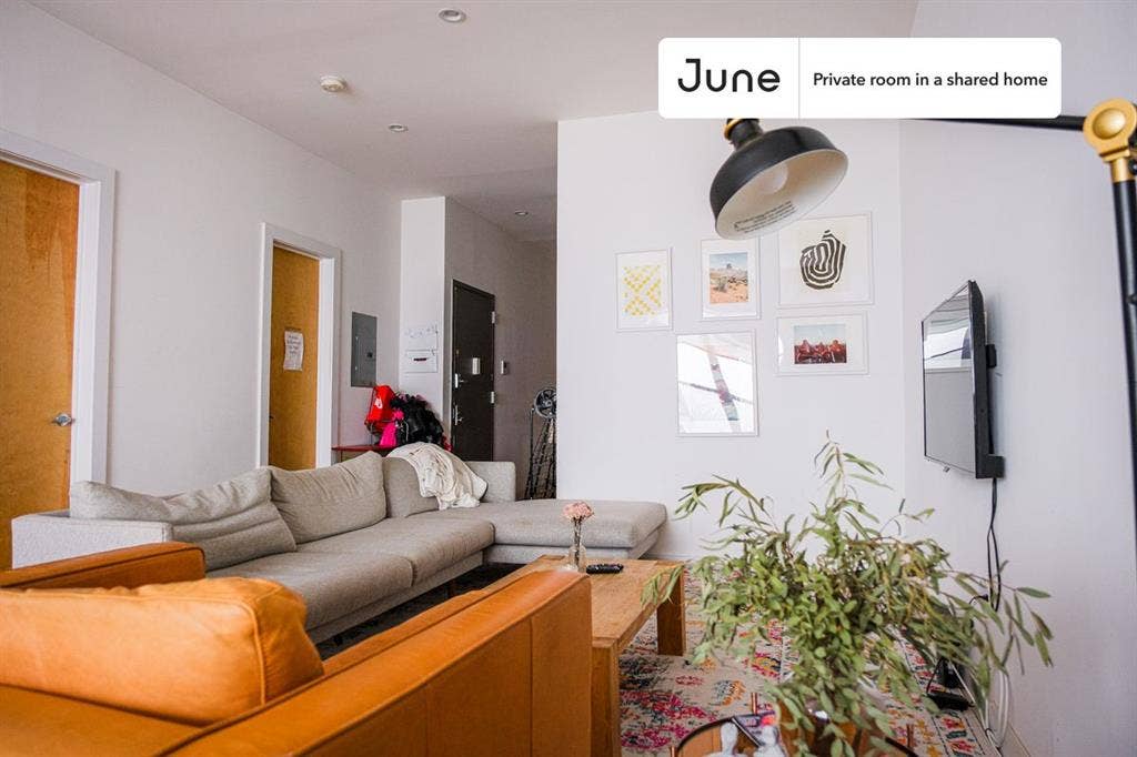 2 BR in New York City