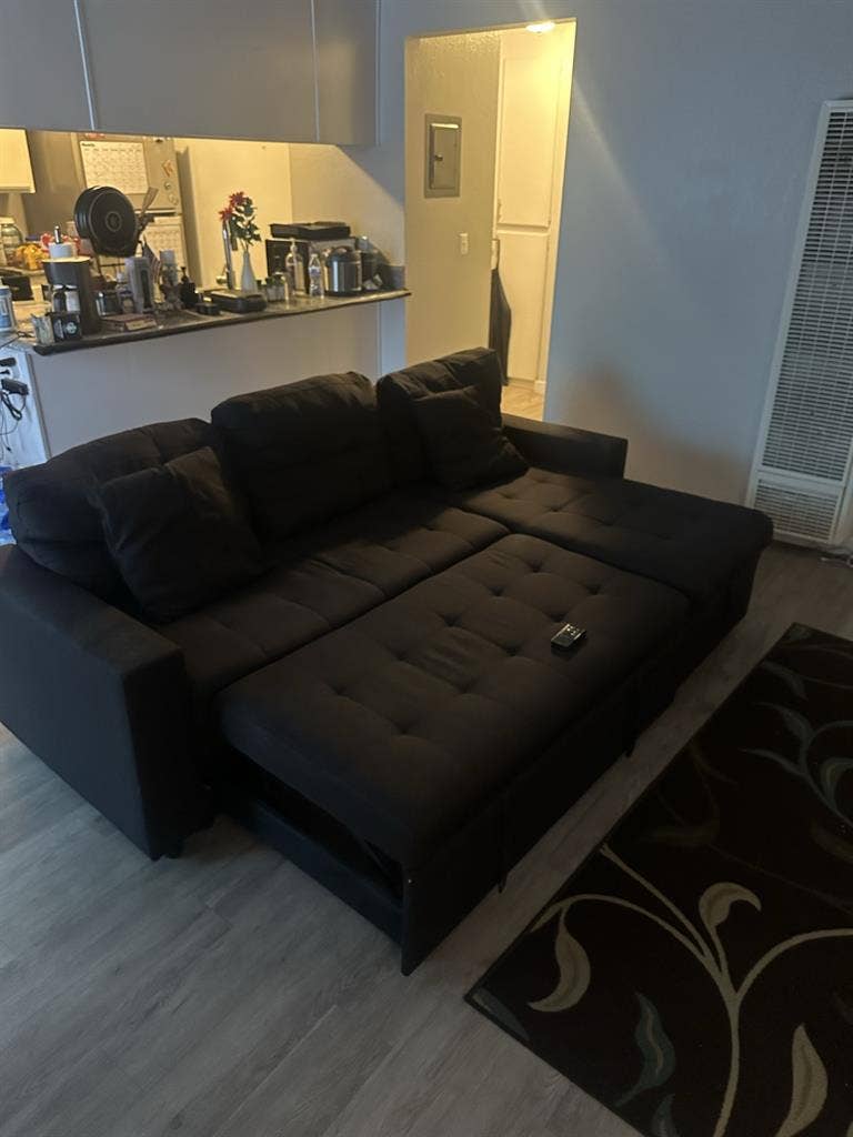 One bedroom apartment in Long Beach