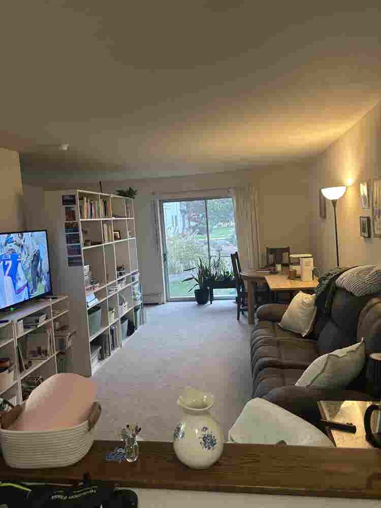 Studio Apartment Near Hilldale Mall