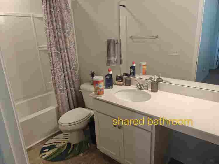 3 rooms available w/ shared bath