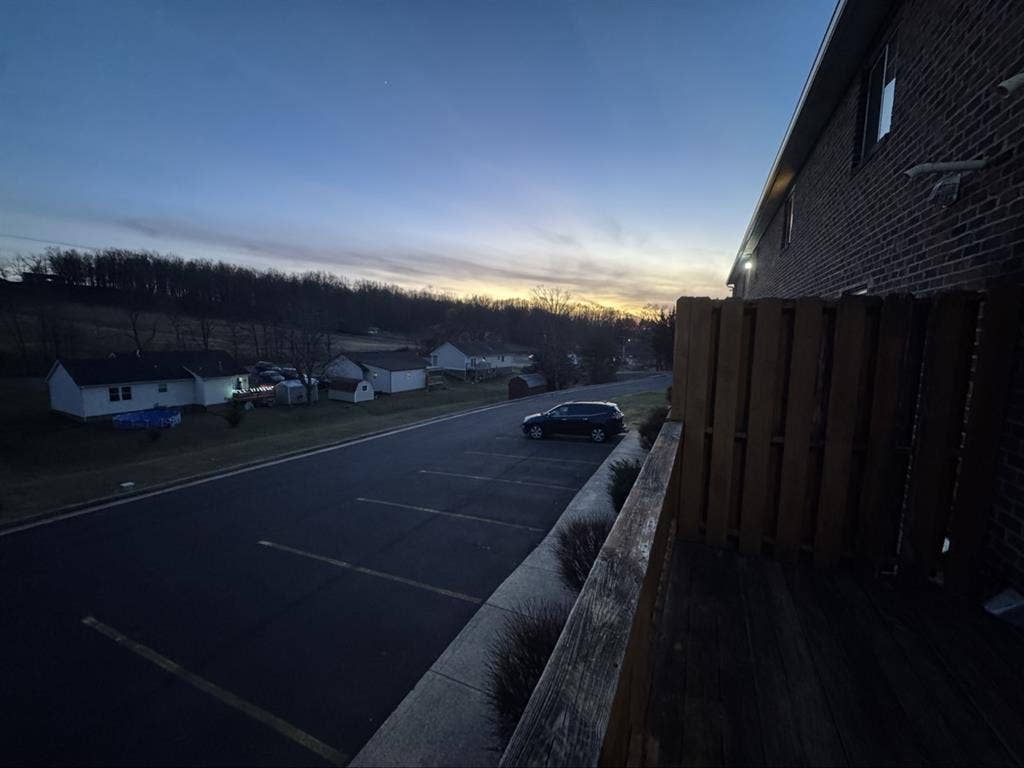 Looking for Roommate by Jan!