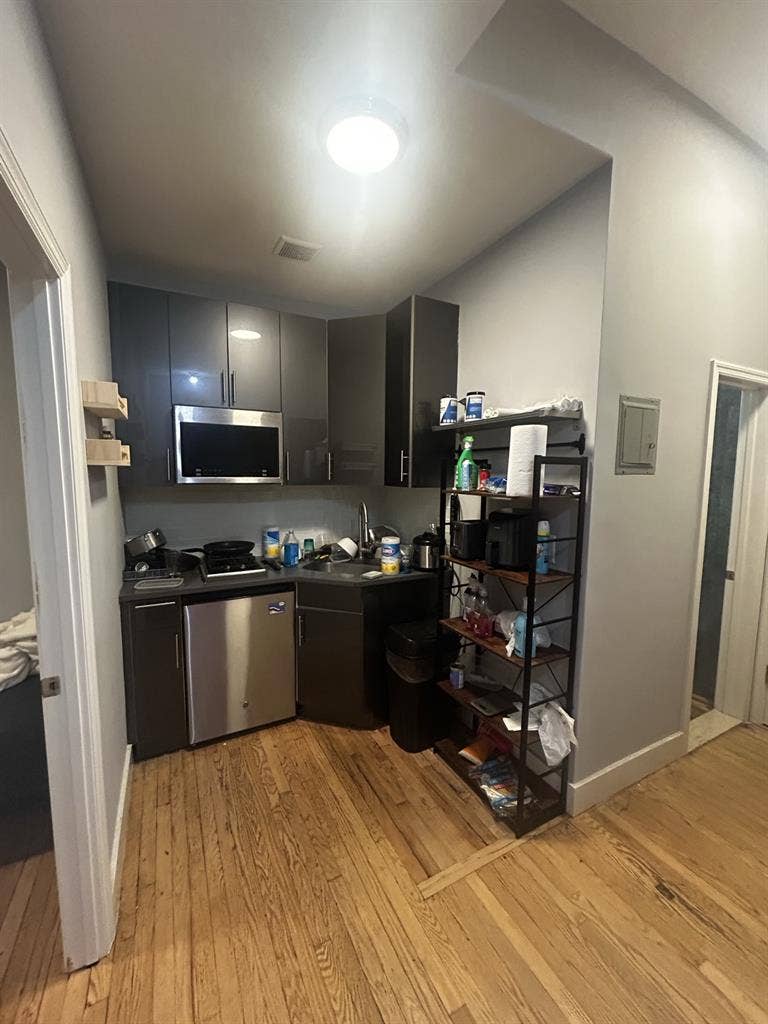 Sublease - Hell’s Kitchen - $