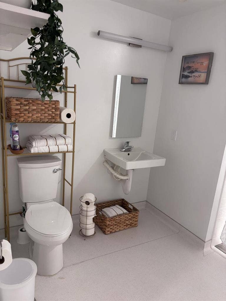 Room for rent for one Female