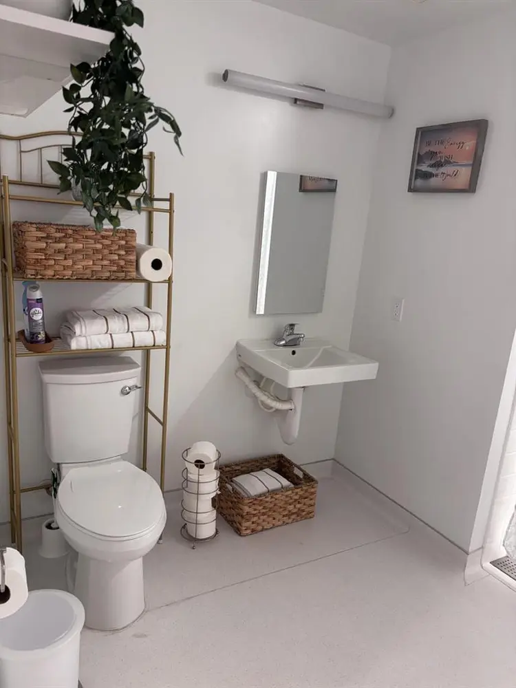 Room for rent for one Female