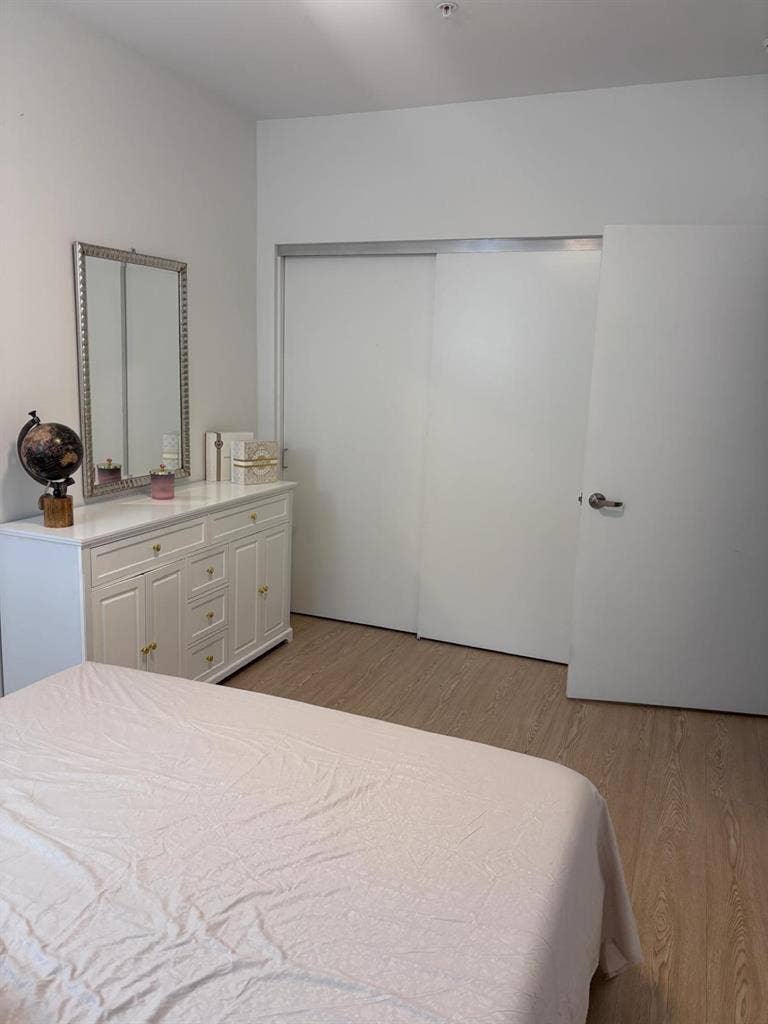 Room for rent for one Female