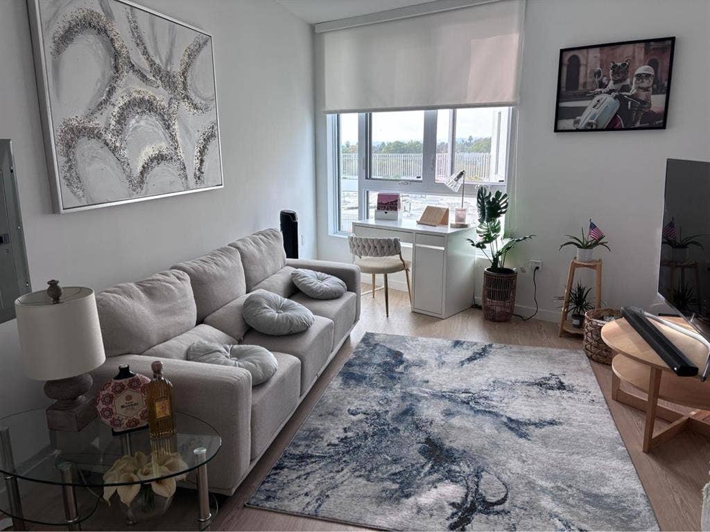 Room for rent for one Female