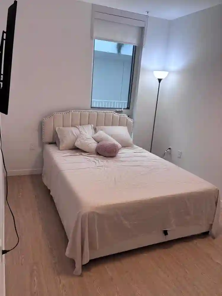 Room for rent for one Female