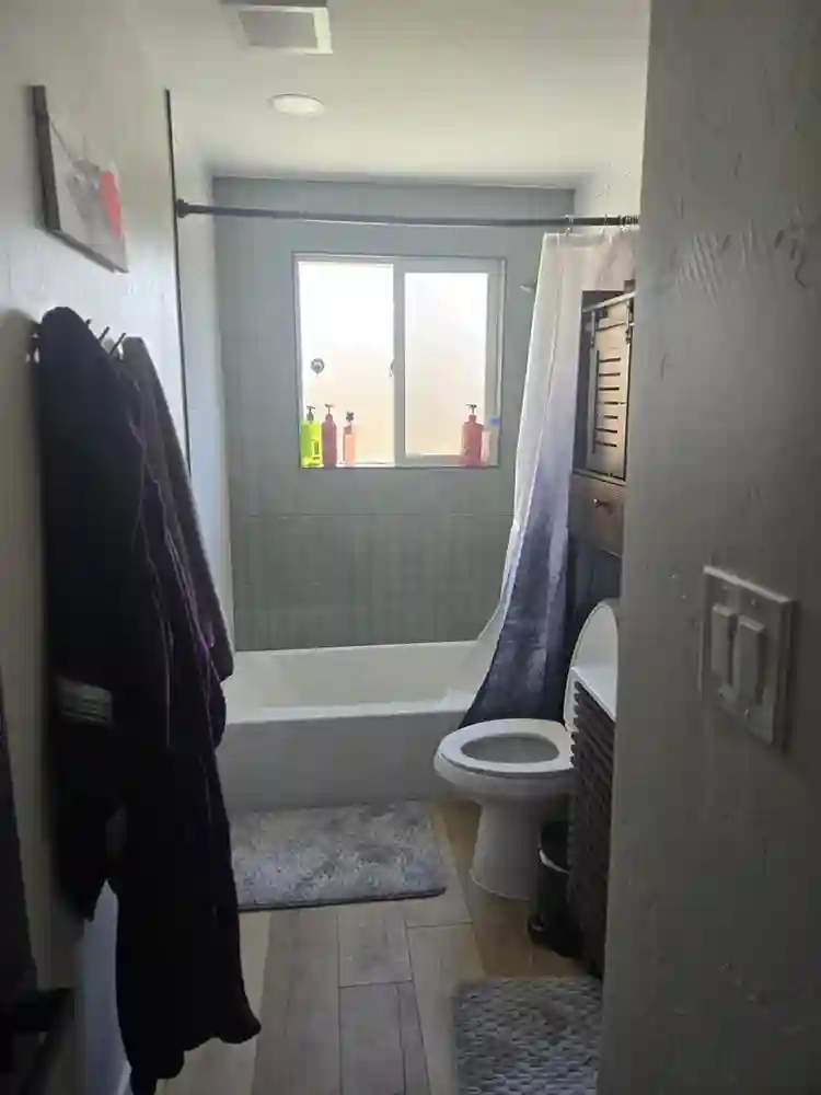 Private room in house Lakewood