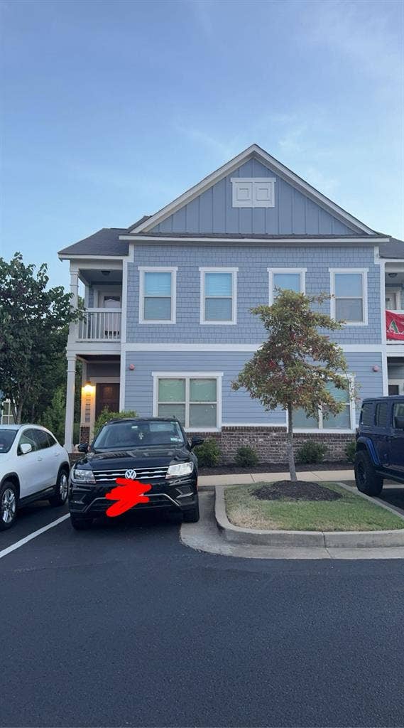 Spring  Room Available!