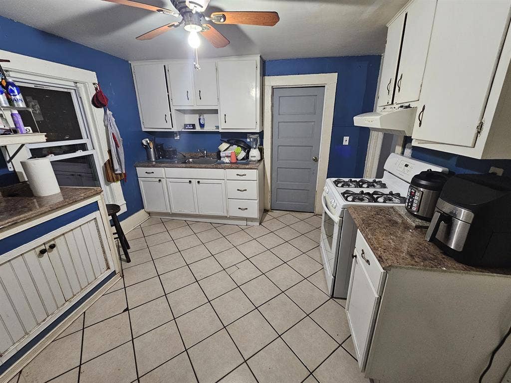 Roomate needed includes parking