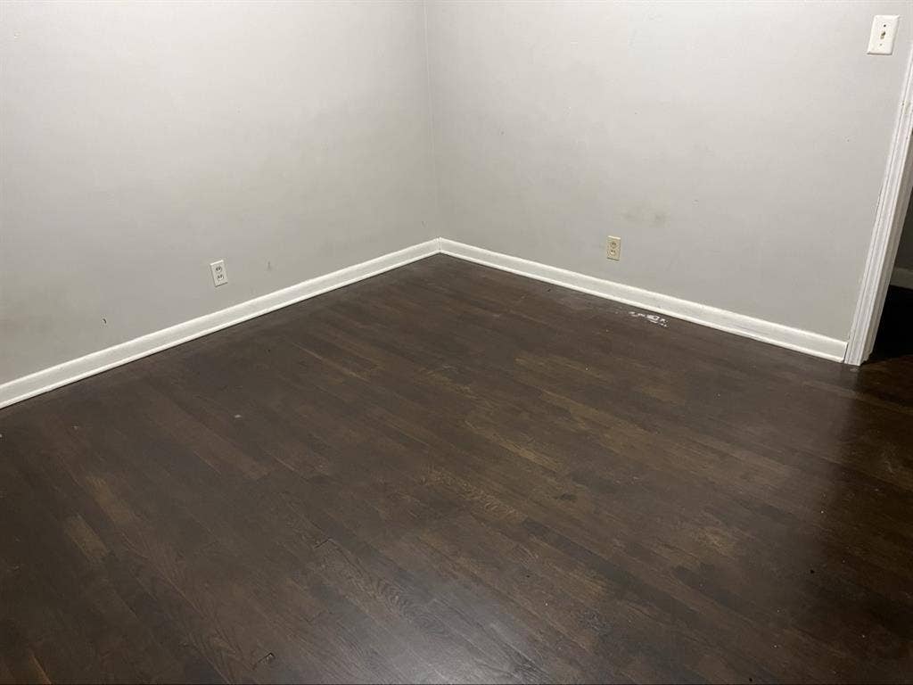 Looking for some to rent a room