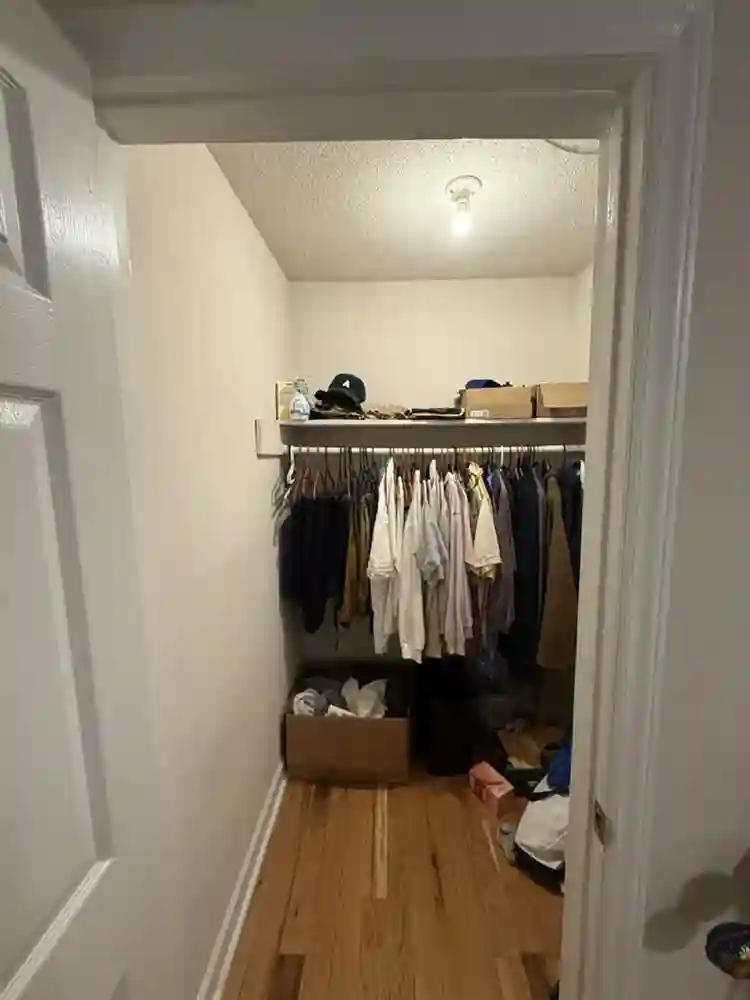 Looking for Roommate!