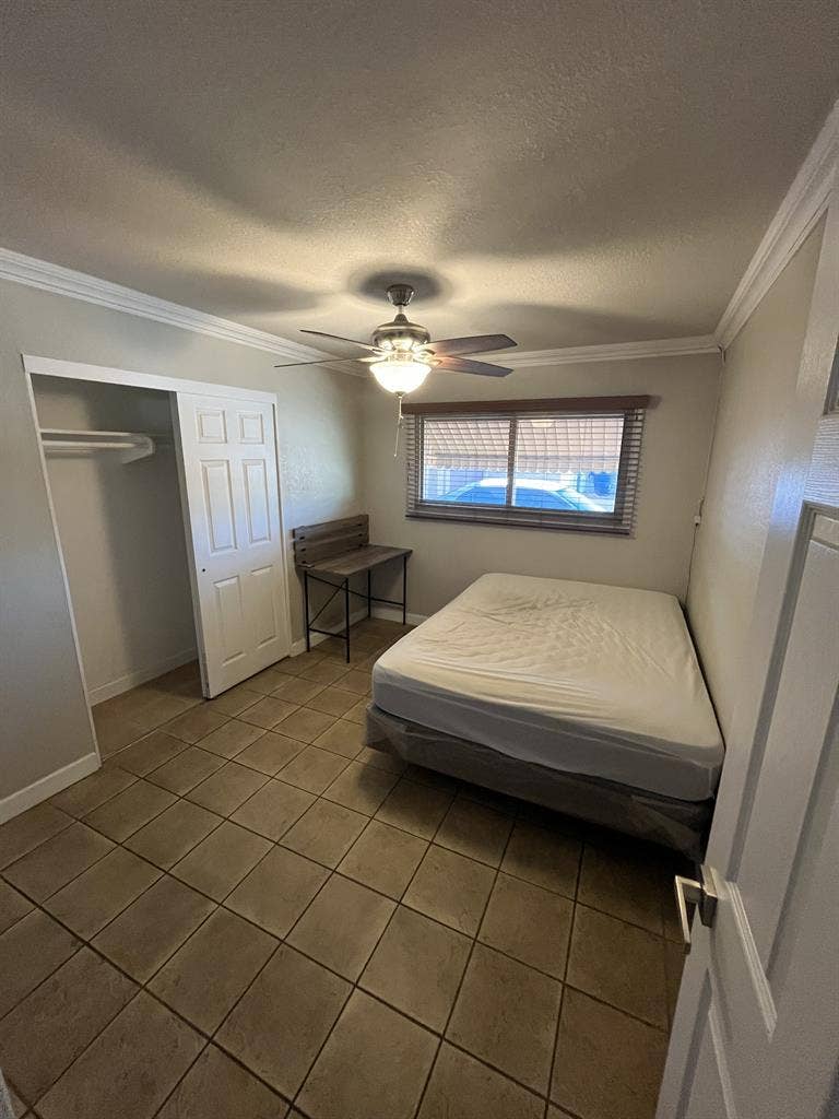 2 Rooms Available–Tempe House $