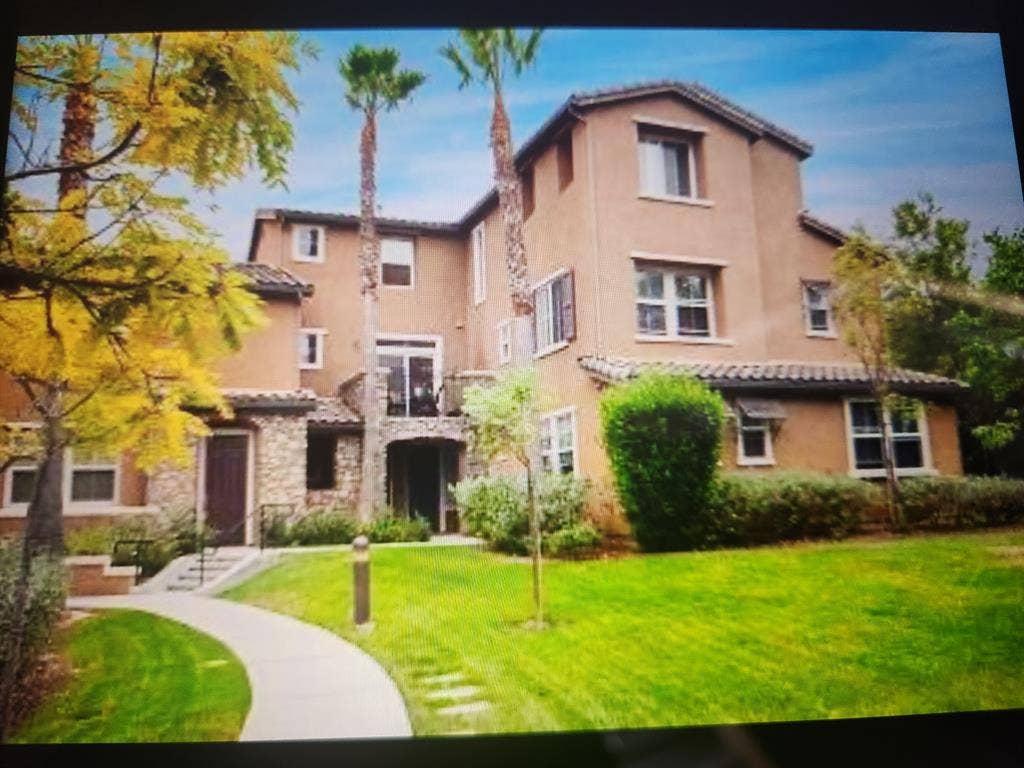 Room with Bath in Chula Vista
