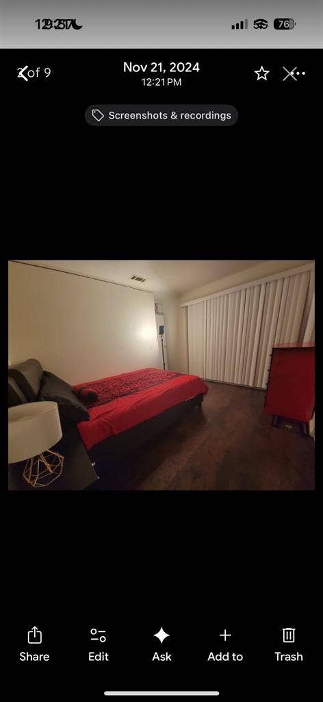 Looking for female roommate