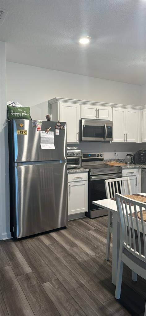 New room with private bathroom!