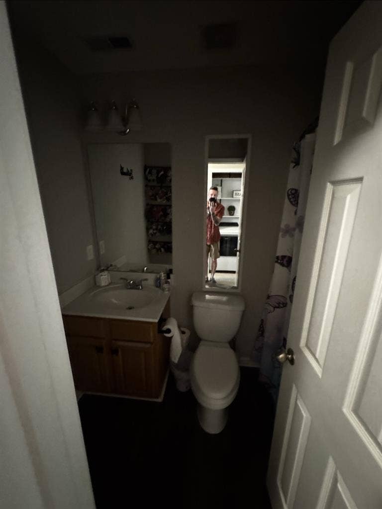 Room for Rent- Browns Bridge! Lake!