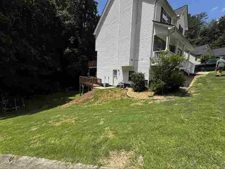 Room for Rent- Browns Bridge! Lake!