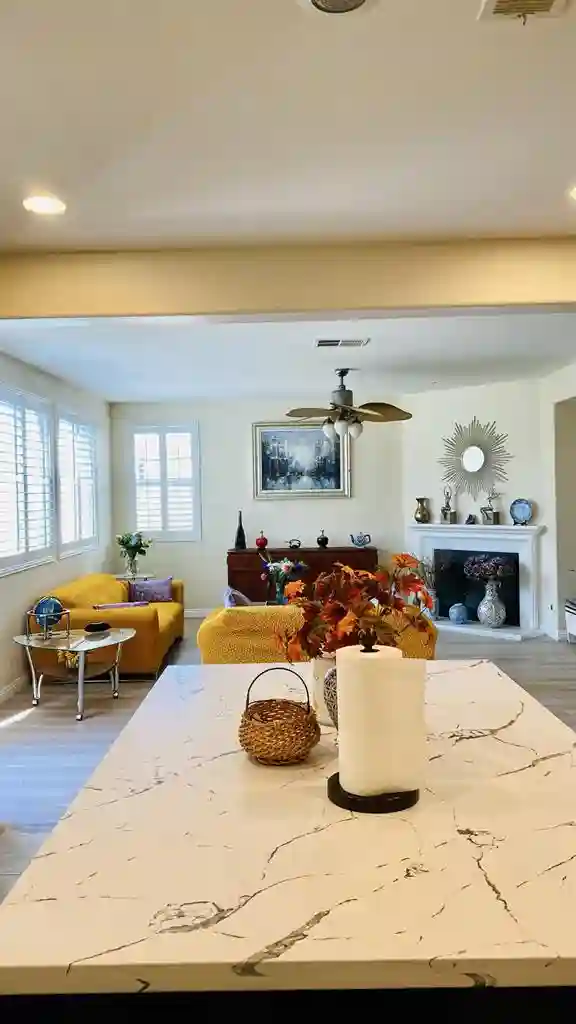 All inclusive room in Eastvale