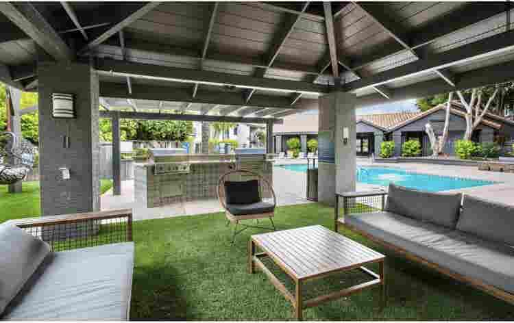 Looking for roommate!