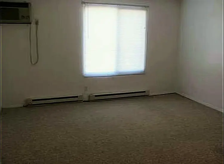 Studio apartment /month