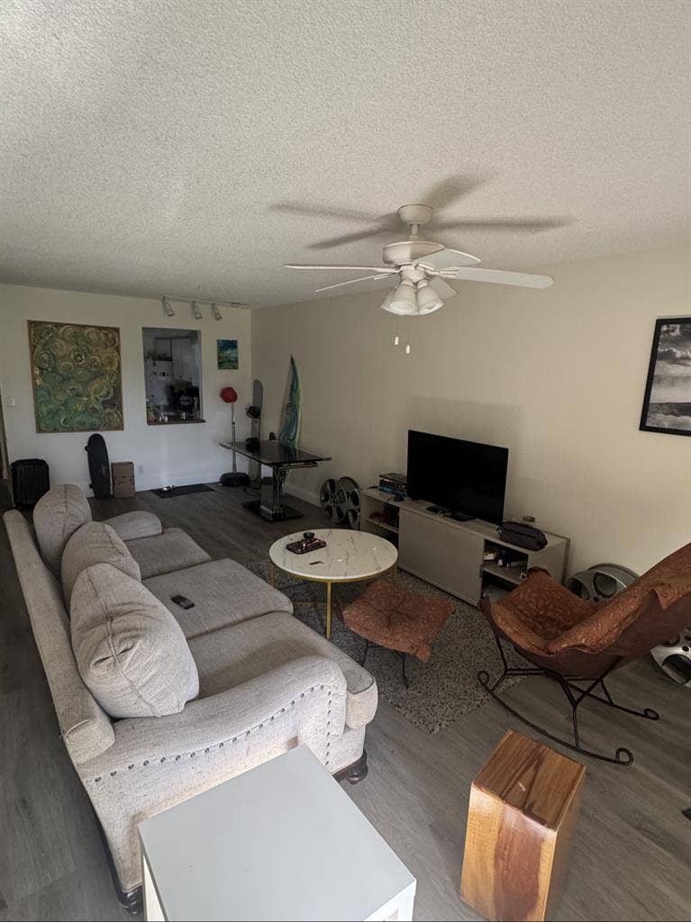 Room for rent in Davie