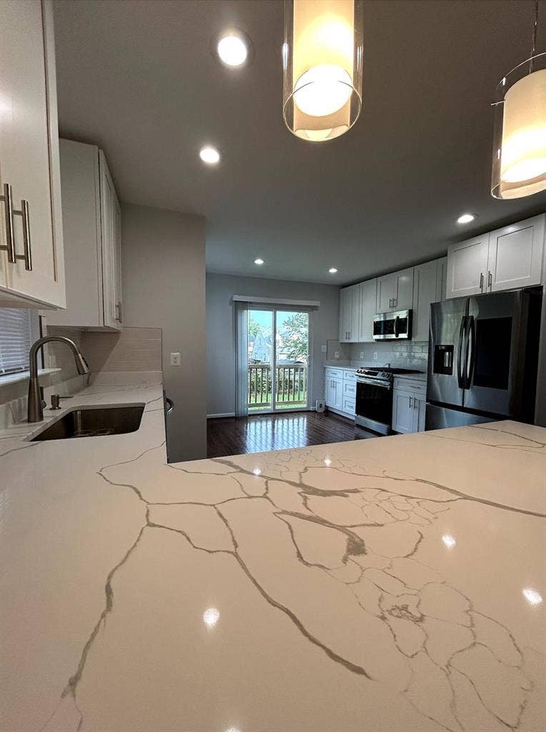 8 BR in Hillcrest Heights