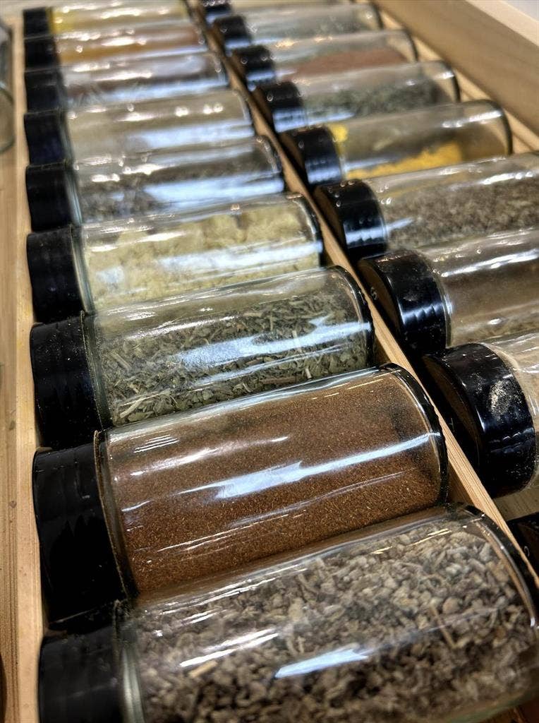 8 BR in Hillcrest Heights