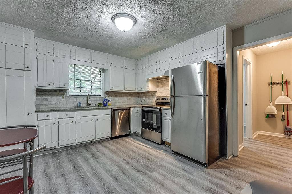 1 BR in Riverdale