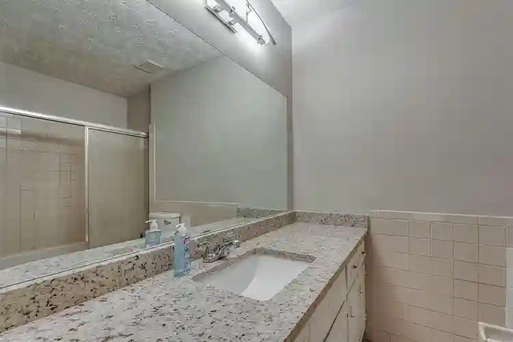 1 BR in Riverdale