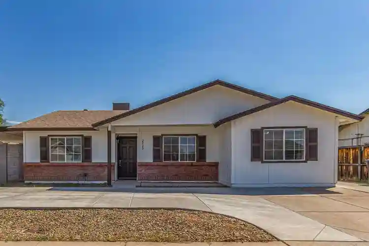8 BR in Mesa