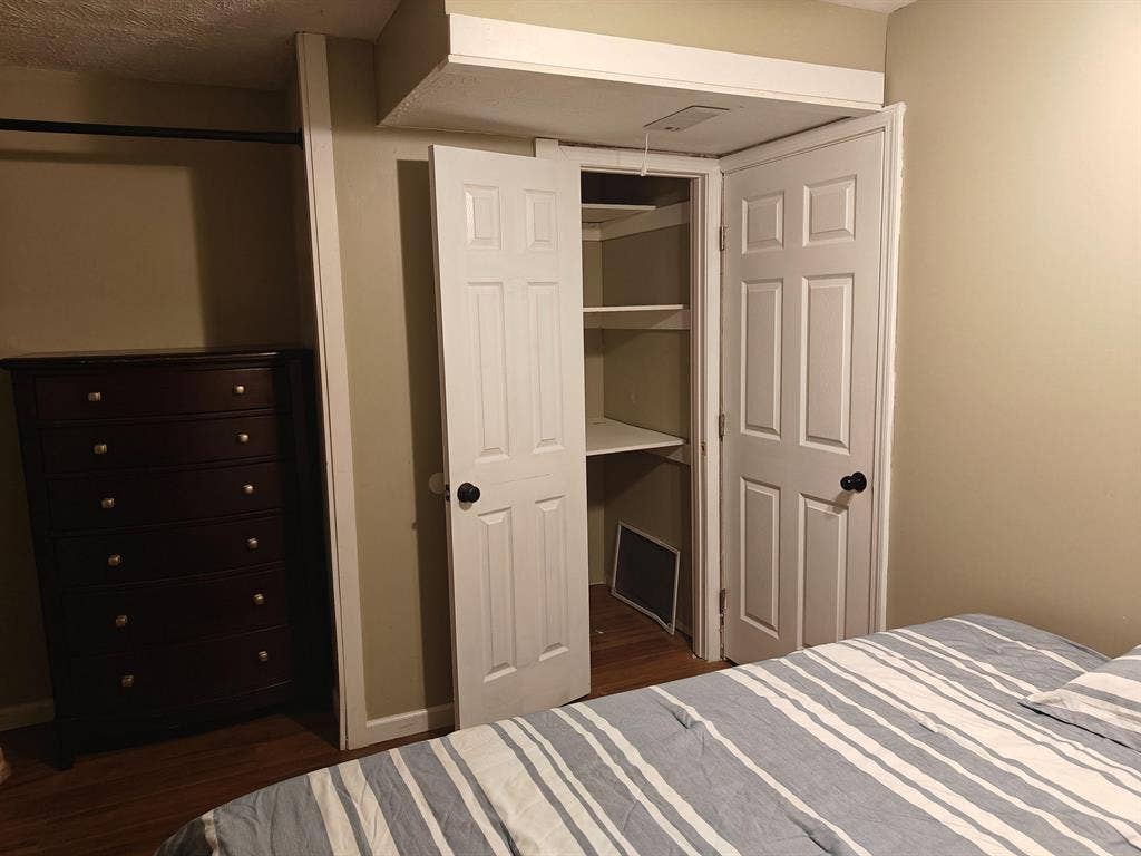 7 BR in College Park