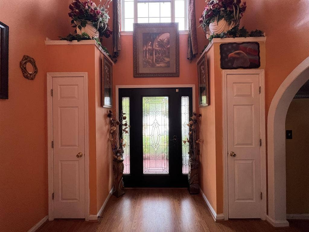 6 BR in Stone Mountain