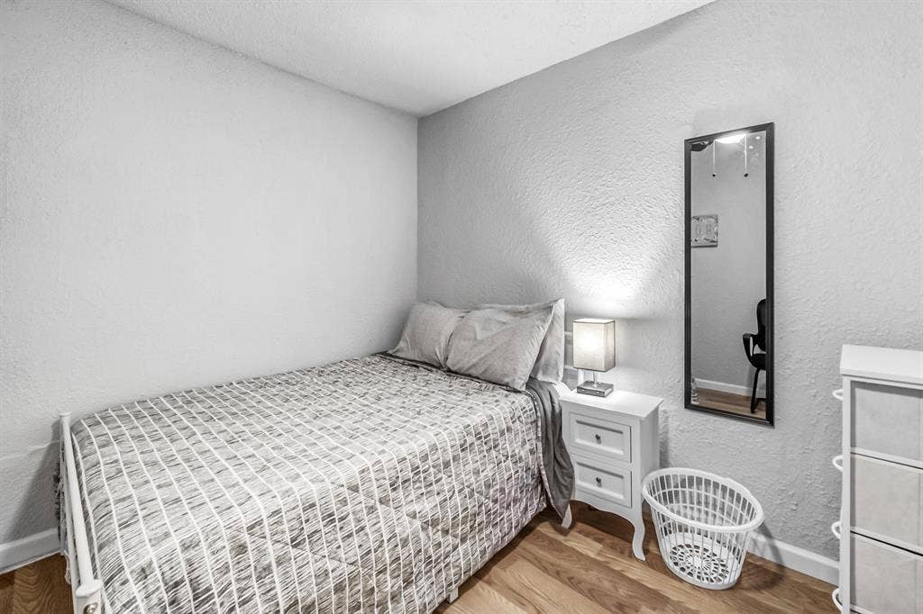 7 BR in Jacksonville