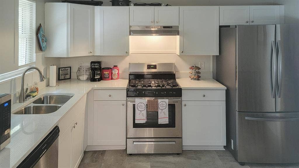 8 BR in College Park