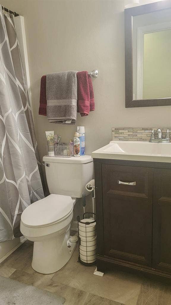 8 BR in College Park