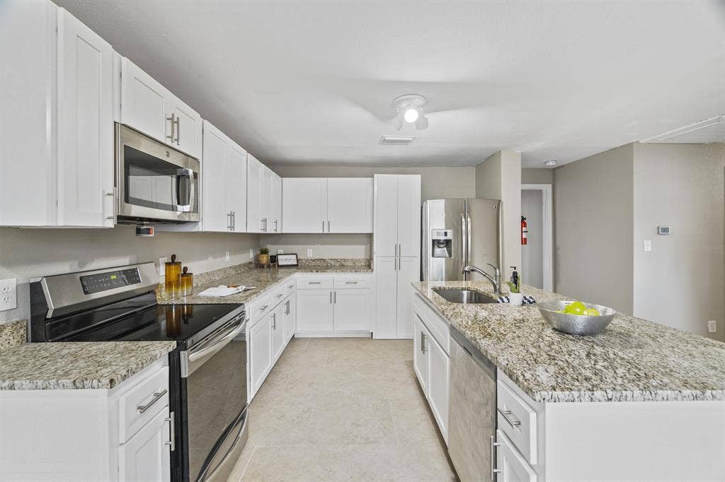 8 BR in Tampa