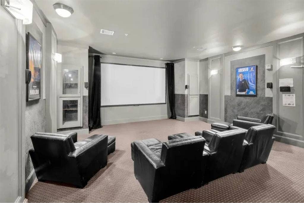 FEMALE SUBLET JANUARY-JULY