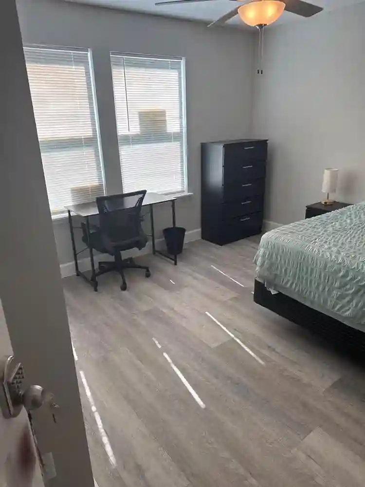 8 BR in Jacksonville