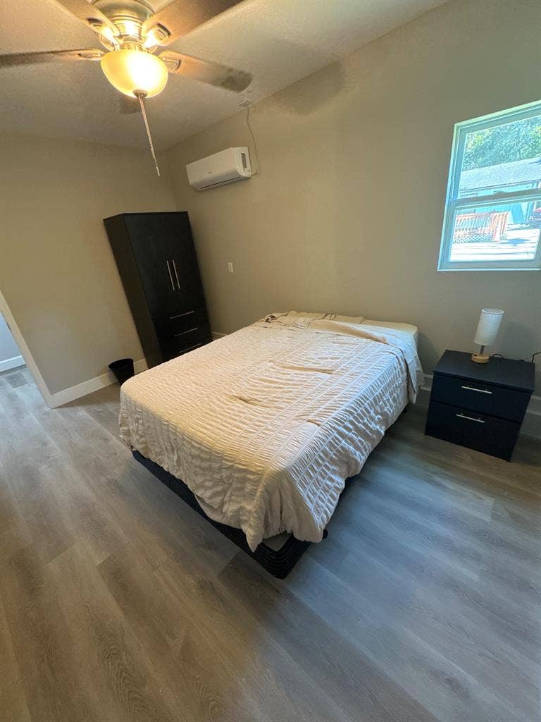 8 BR in Jacksonville